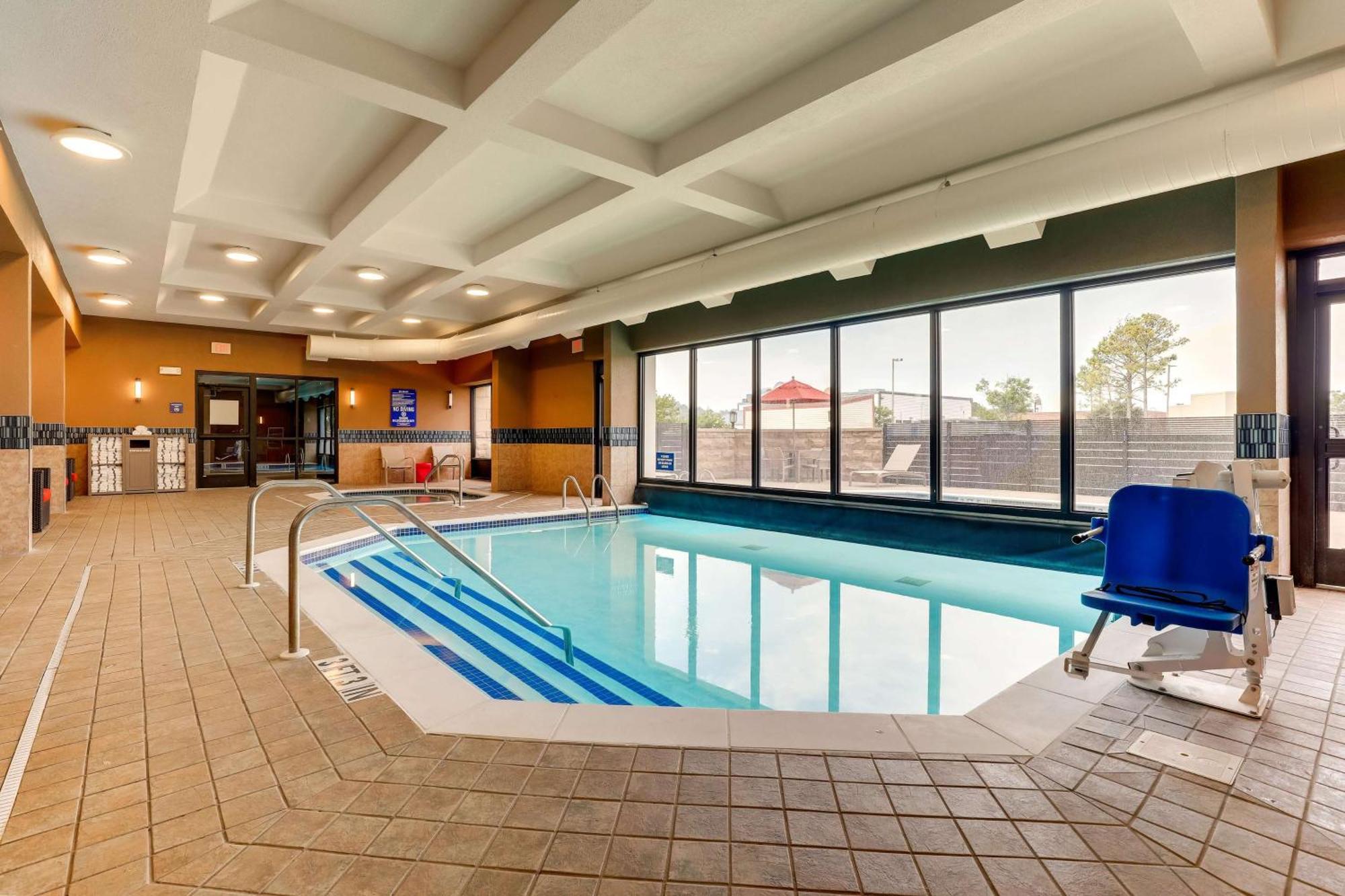 Drury Inn & Suites Birmingham Lakeshore Drive Eksteriør bilde
