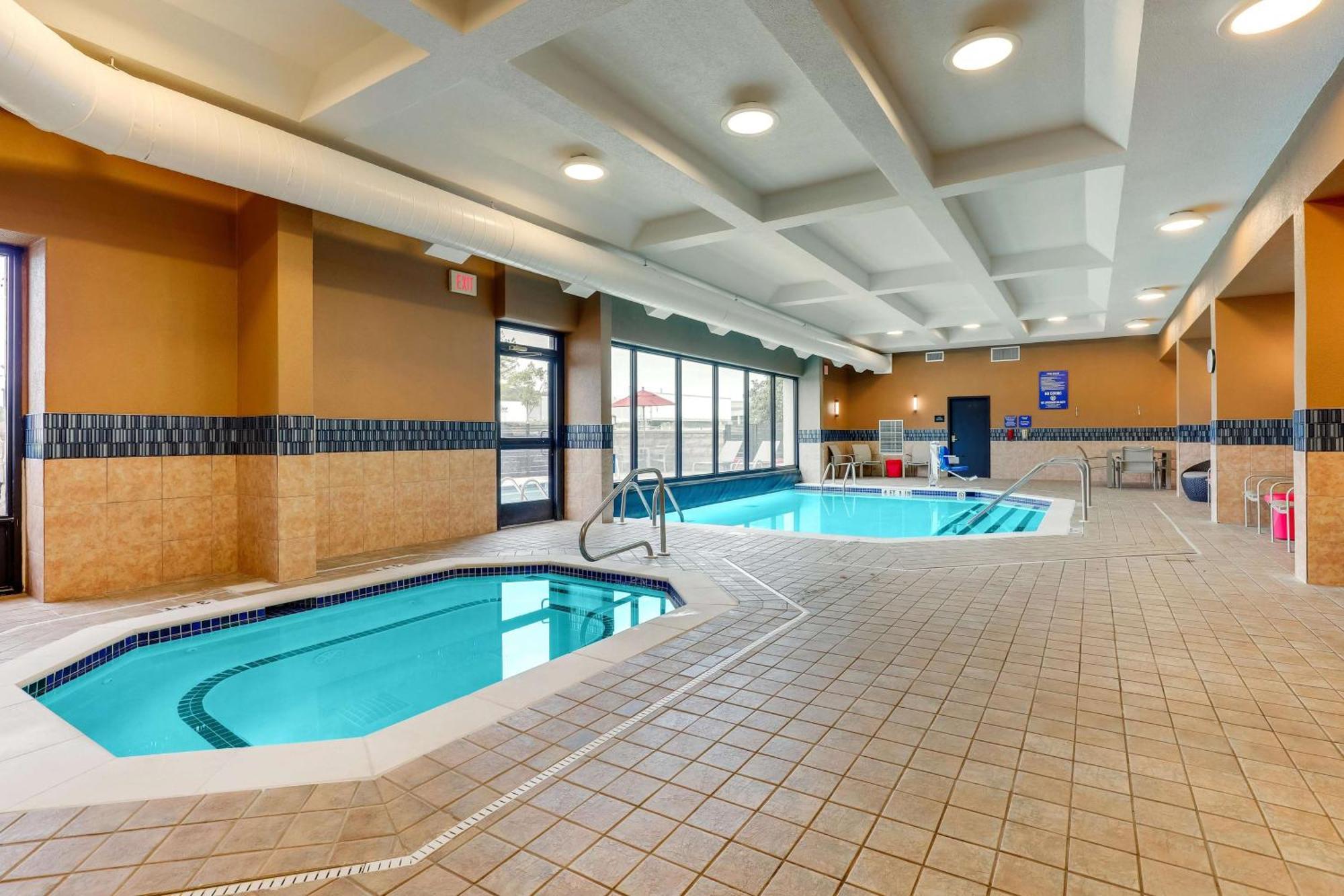 Drury Inn & Suites Birmingham Lakeshore Drive Eksteriør bilde