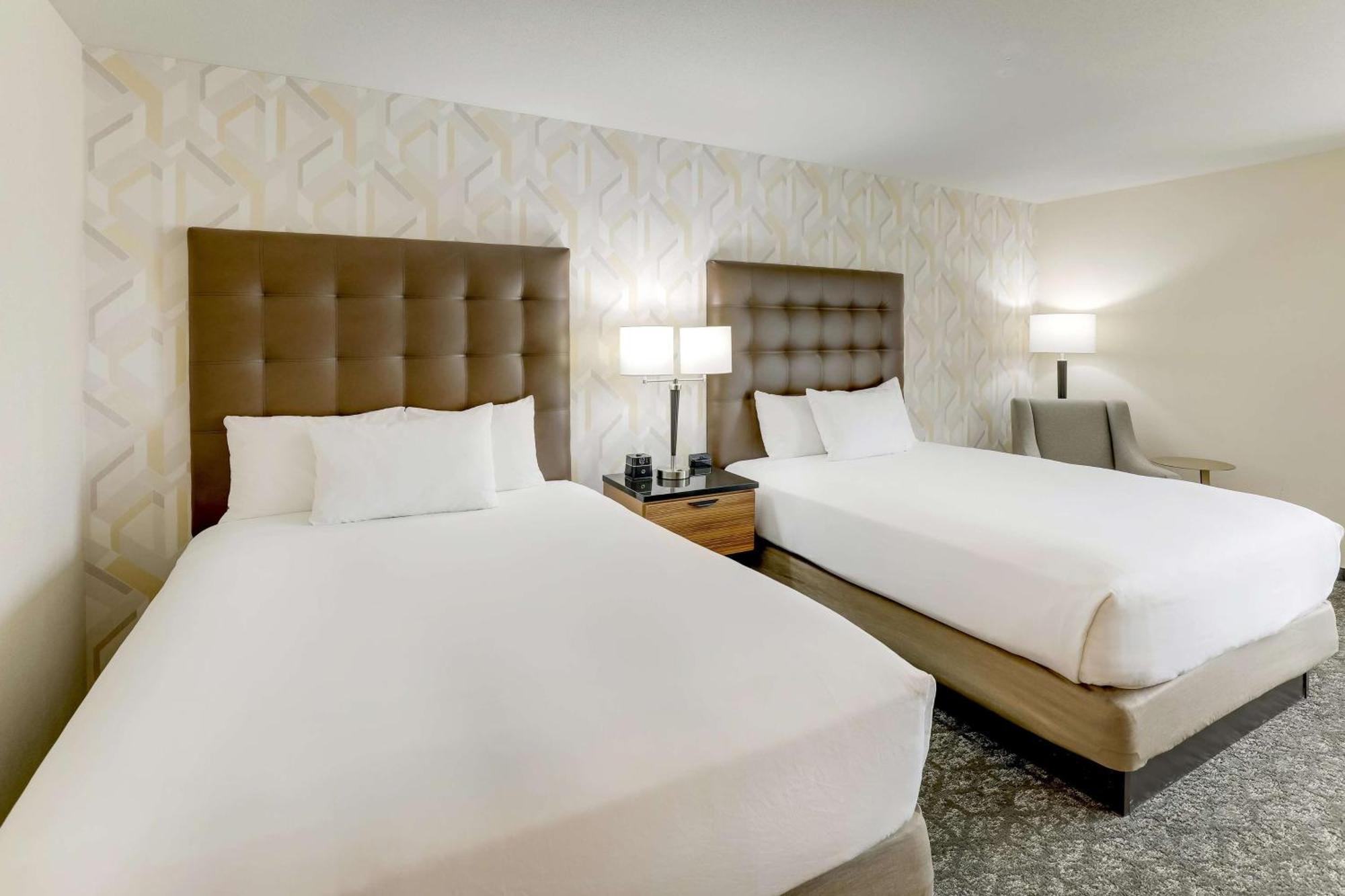 Drury Inn & Suites Birmingham Lakeshore Drive Eksteriør bilde