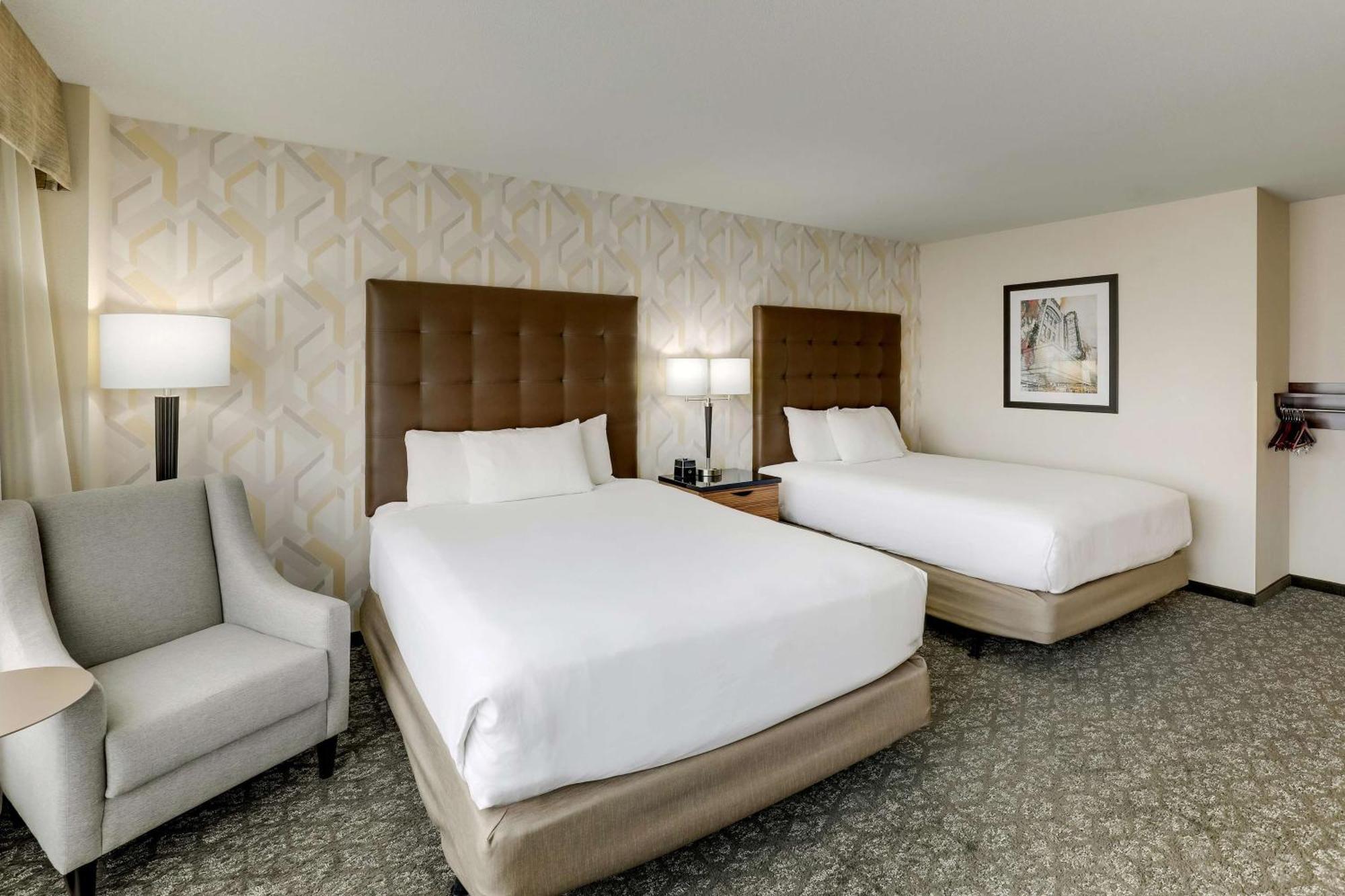 Drury Inn & Suites Birmingham Lakeshore Drive Eksteriør bilde