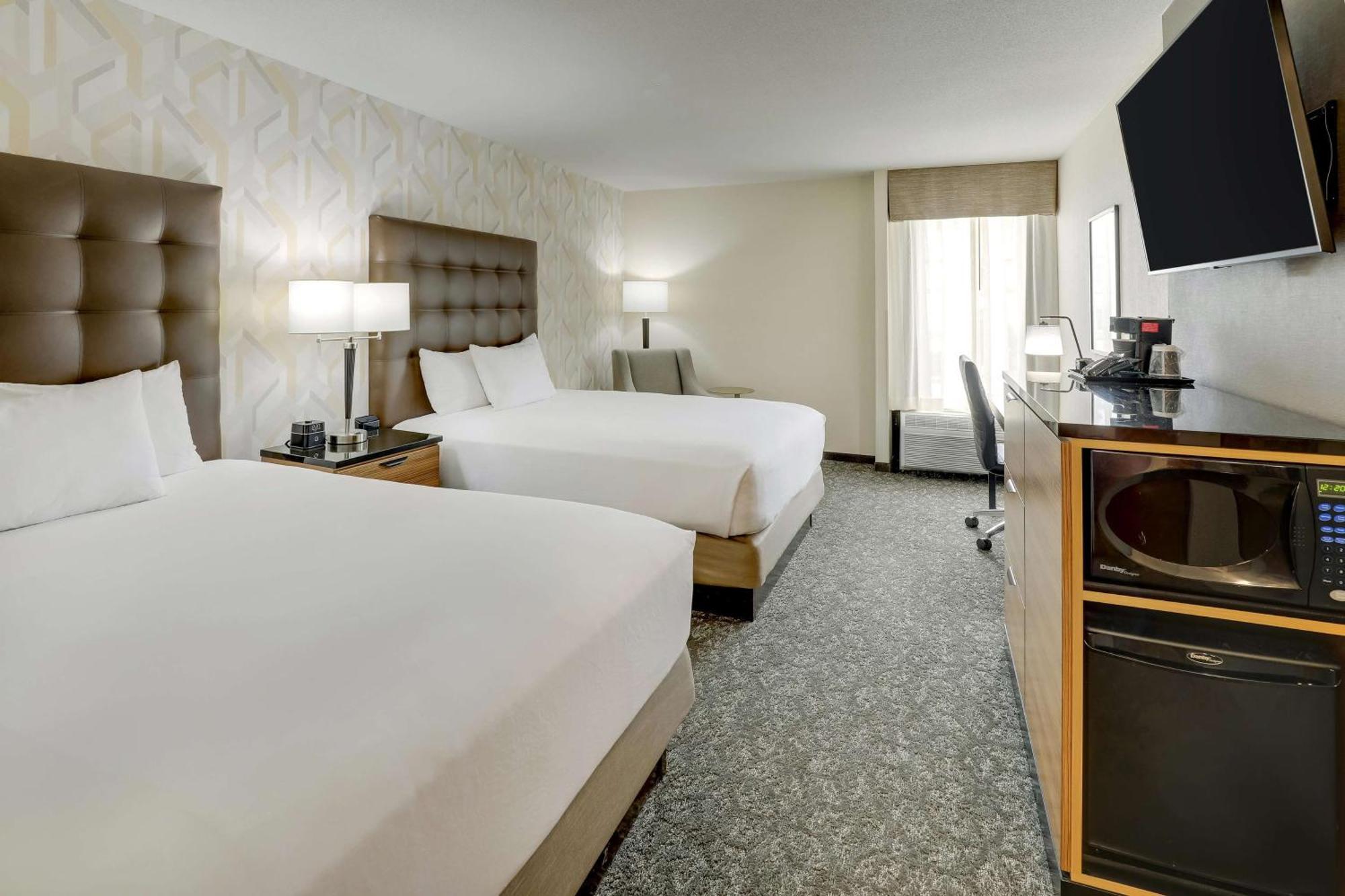Drury Inn & Suites Birmingham Lakeshore Drive Eksteriør bilde