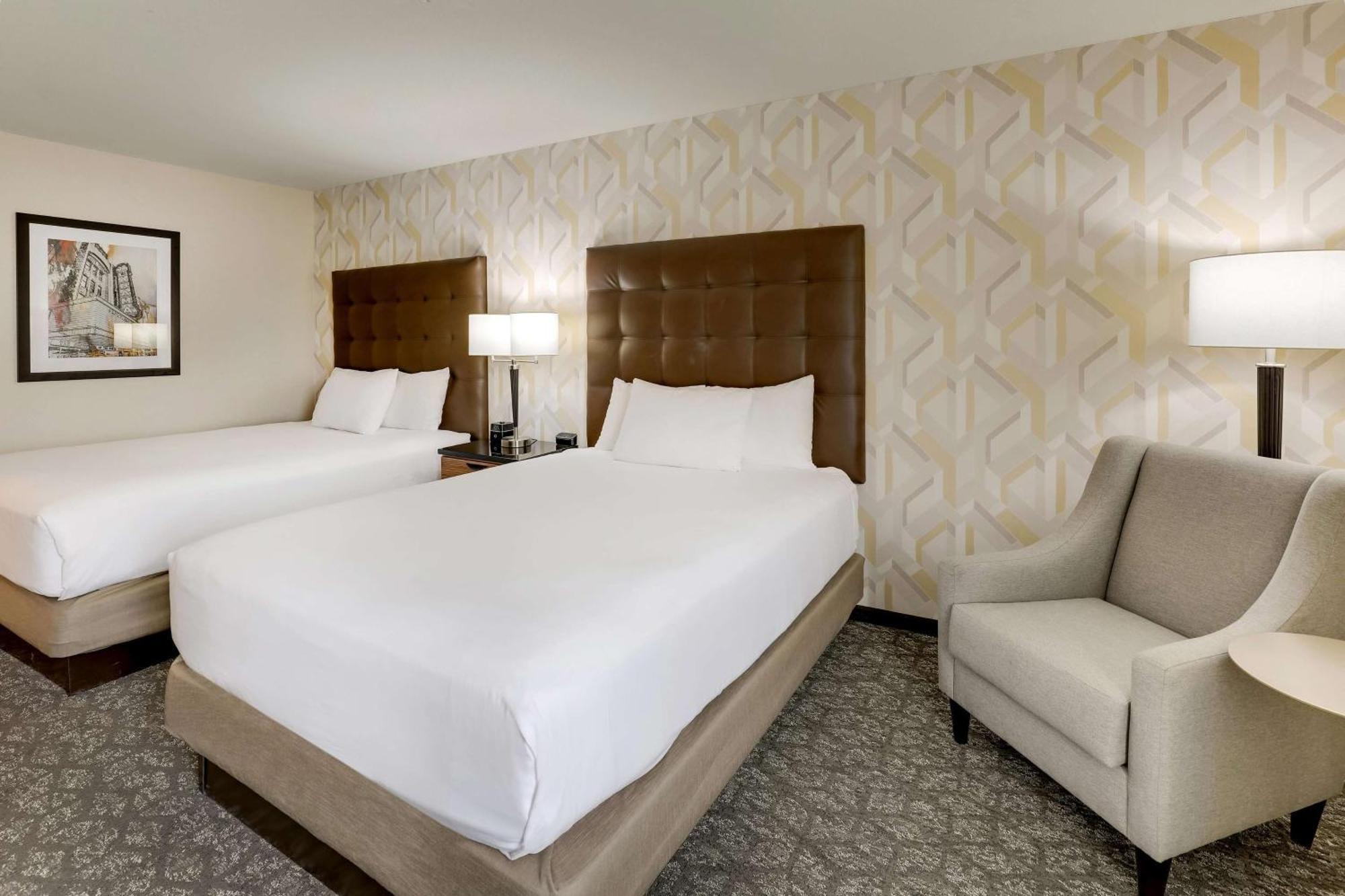 Drury Inn & Suites Birmingham Lakeshore Drive Eksteriør bilde