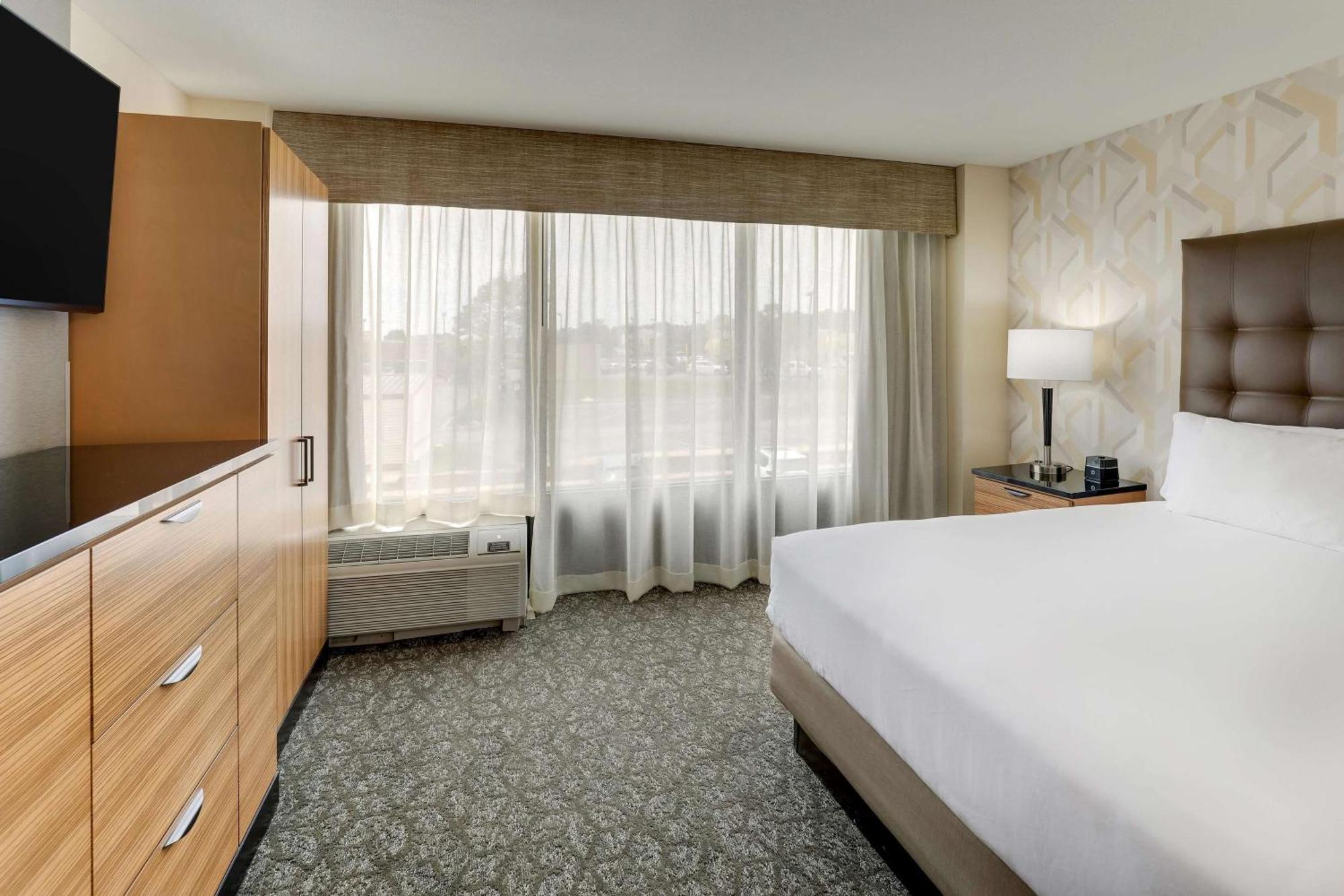 Drury Inn & Suites Birmingham Lakeshore Drive Eksteriør bilde