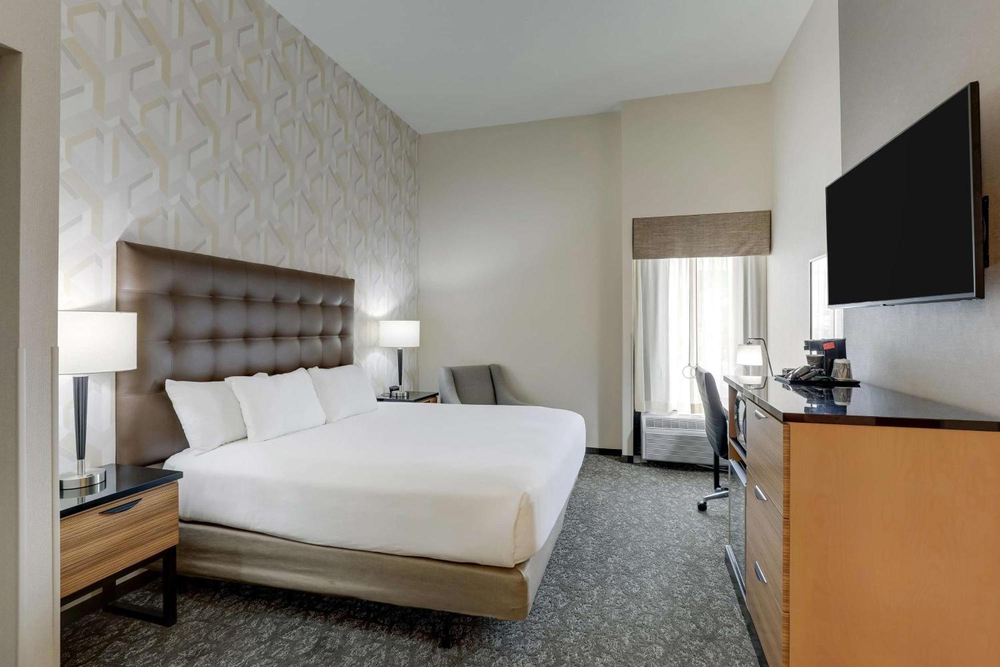 Drury Inn & Suites Birmingham Lakeshore Drive Eksteriør bilde