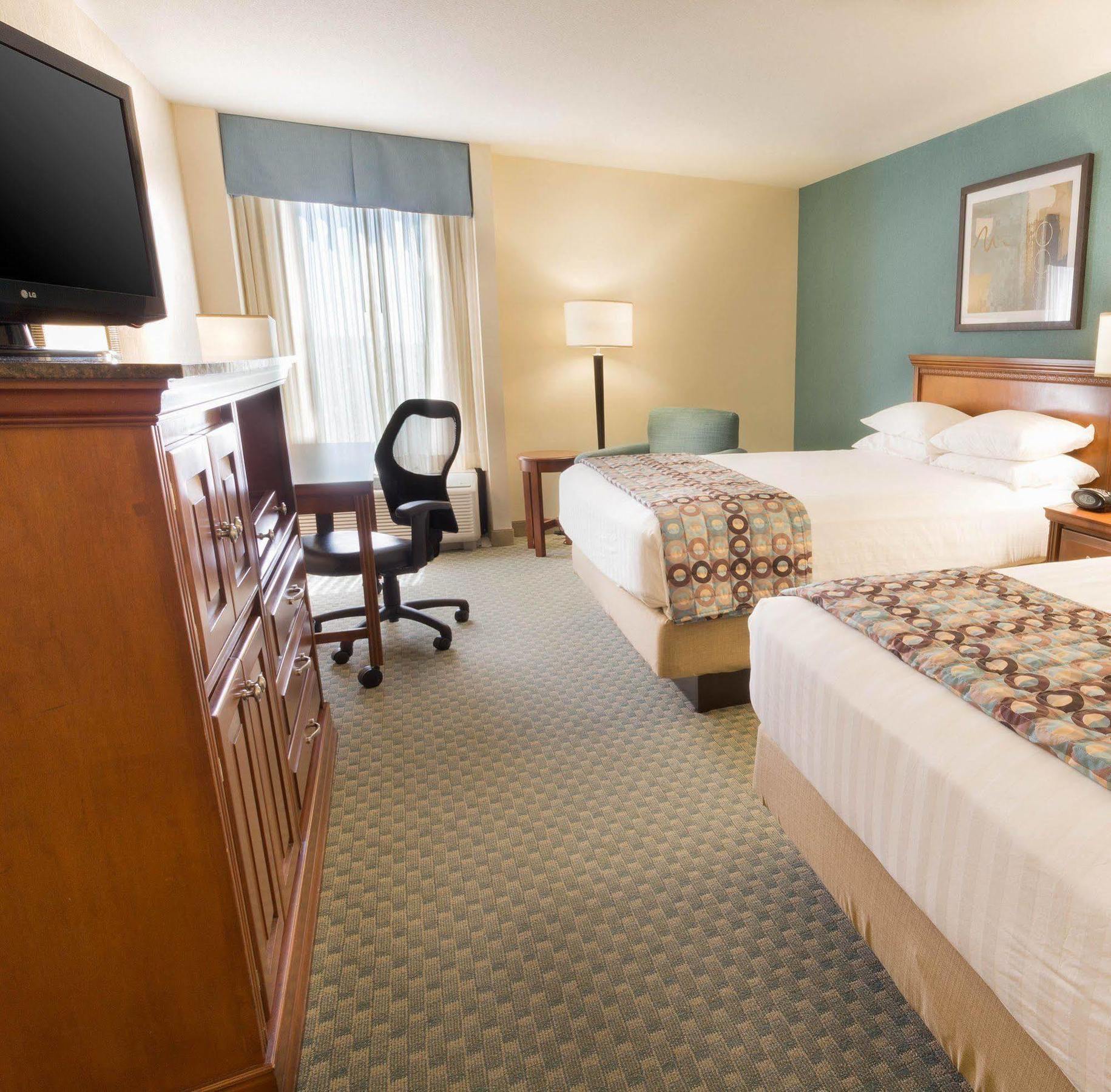 Drury Inn & Suites Birmingham Lakeshore Drive Eksteriør bilde